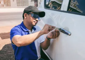 Car Locksmith in East Pasadena, CA